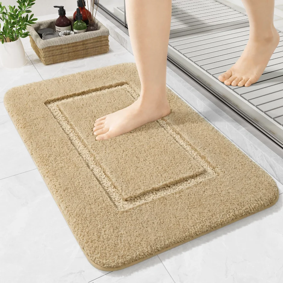LOCHAS Chenille Bath Mat 24 × 17 in, Beige