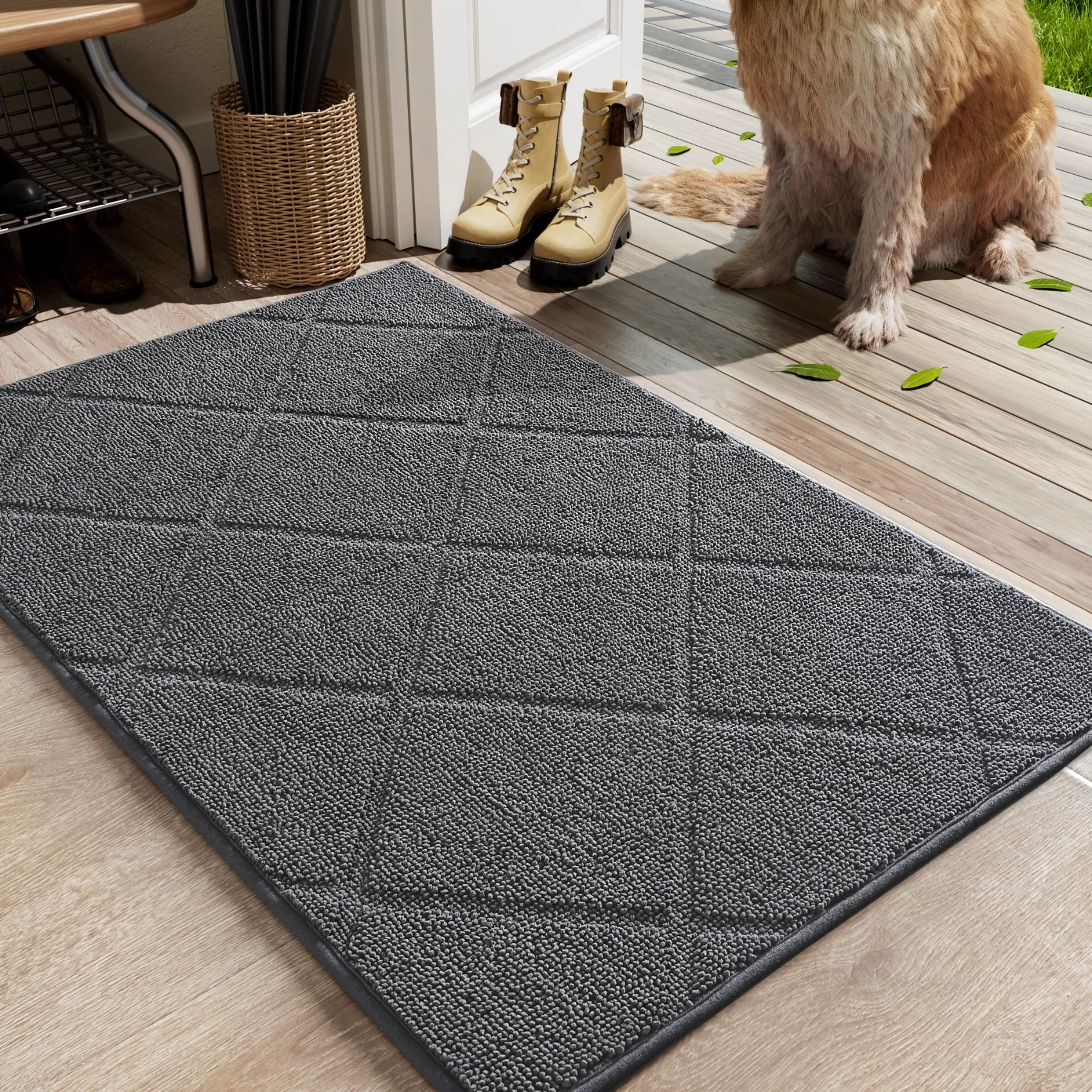 LOCHAS door mats & entryway in a room